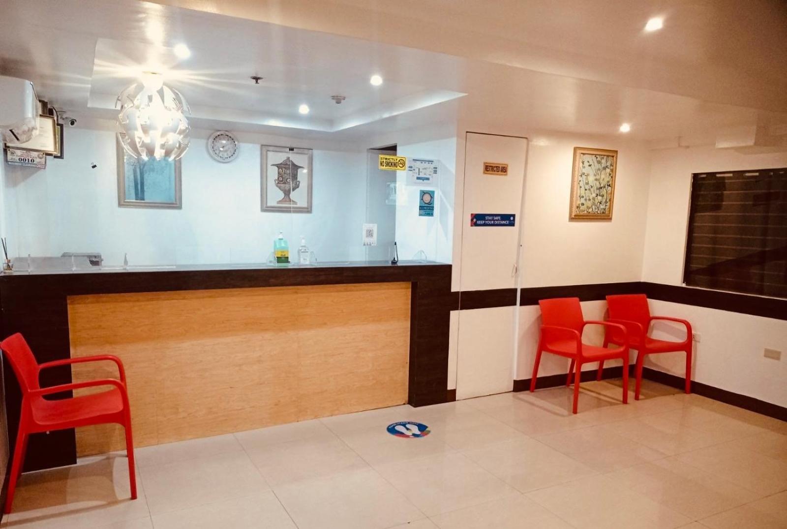 Oyo 888 City Stay Inns Fortview Bgc Pasig City Екстер'єр фото